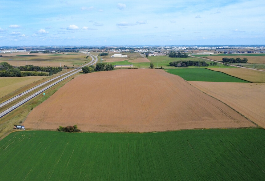 La Mesa, Sioux Falls, SD for sale - Building Photo - Image 1 of 8