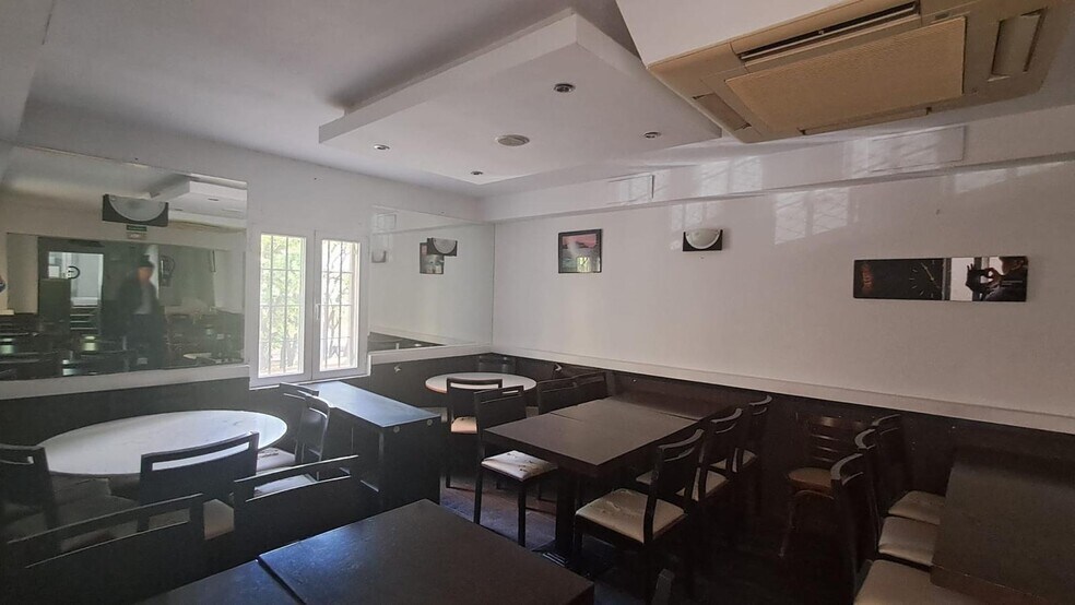 Calle del Alcalde Sáinz de Baranda, 76, Madrid, Madrid for sale - Interior Photo - Image 3 of 5