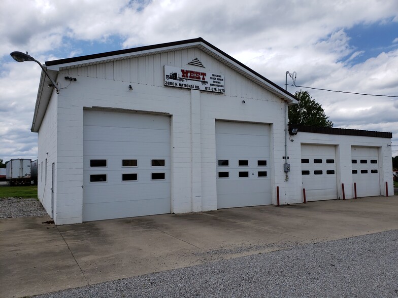 3280 US Highway 31, Columbus, IN à vendre - Photo du b timent - Image 1 de 1