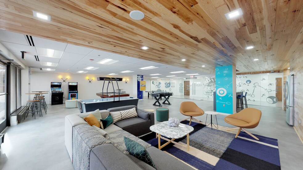 13873 Park Center Rd, Herndon, VA à louer - Numérisation 3D de Matterport - Image 2 de 42