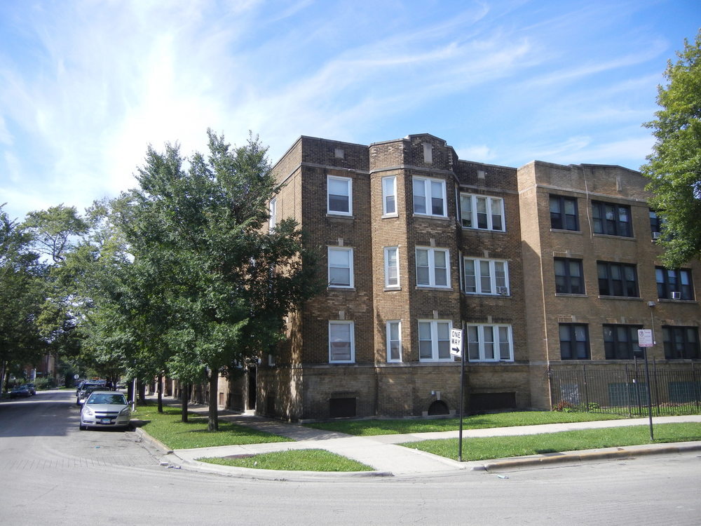 2736 W 64th St, Chicago, IL à vendre Photo principale- Image 1 de 1