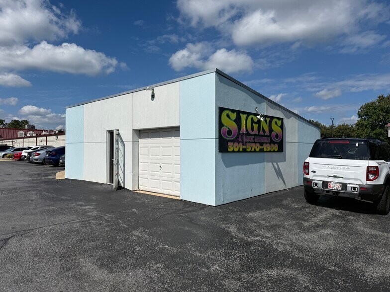 18050-R Georgia Ave, Olney, MD à louer - Photo du bâtiment - Image 3 de 3