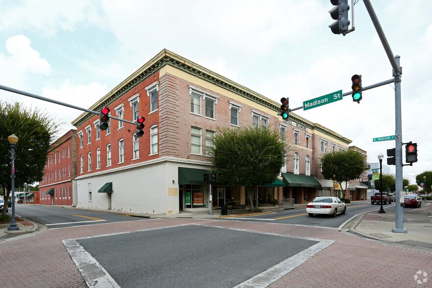 200-230 N Marion Ave, Lake City, FL for lease - Building Photo - Image 2 of 4