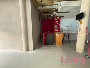 Retail in Alcalá de Henares, Madrid for lease Interior Photo- Image 2 of 7