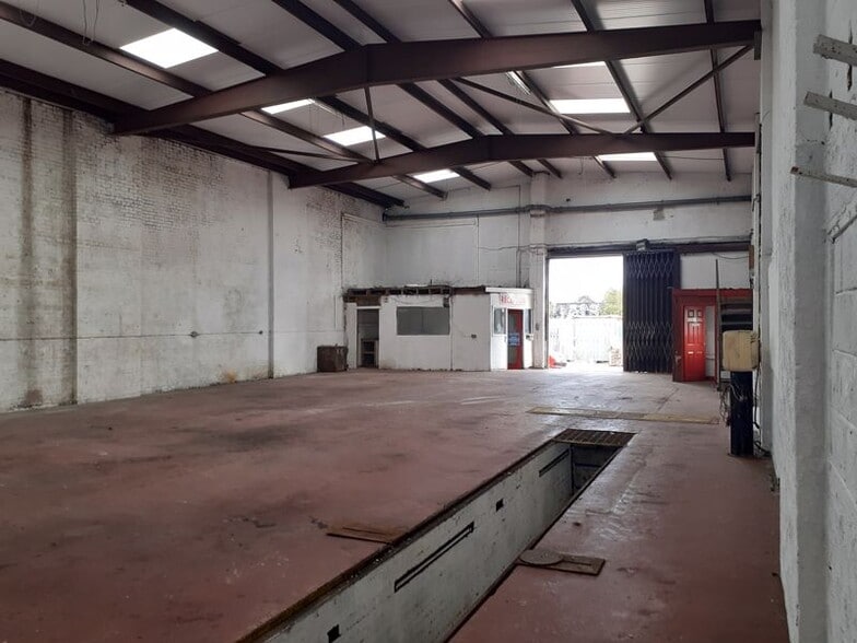 Cable St, Wolverhampton for lease - Interior Photo - Image 2 of 2