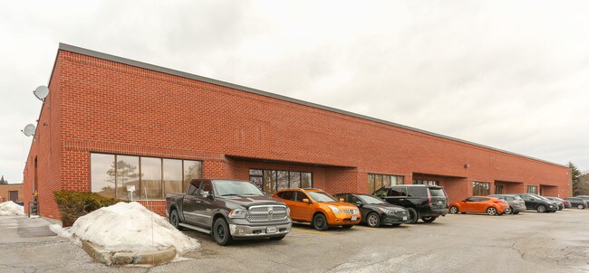 Plus de détails pour 20 Pollard St, Richmond Hill, ON - Industriel à louer