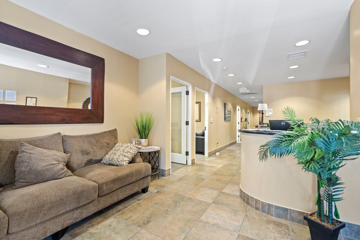 1516 Brookhollow Dr, Santa Ana, CA for lease Interior Photo- Image 1 of 5
