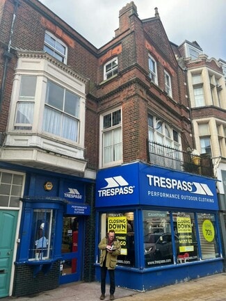 More details for 27-28 Church St, Cromer - Retail for Lease