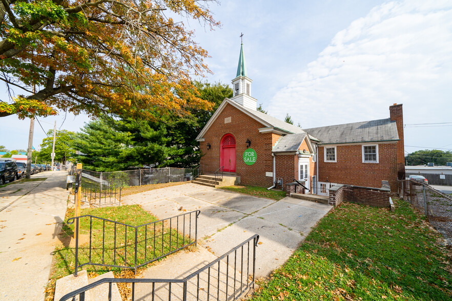 236 E Gay St, West Chester, PA à vendre - Photo du bâtiment - Image 1 de 1