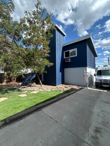 224 Vassar St, Reno, NV for lease - Building Photo - Image 2 of 17