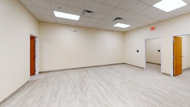 7701 Little Rd, New Port Richey, FL for lease Interior Photo- Image 2 of 3