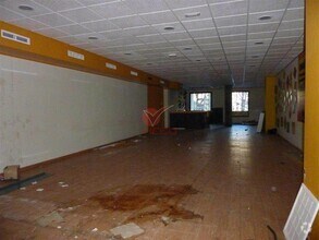 Retail in Cuenca, Cuenca for lease Interior Photo- Image 1 of 2