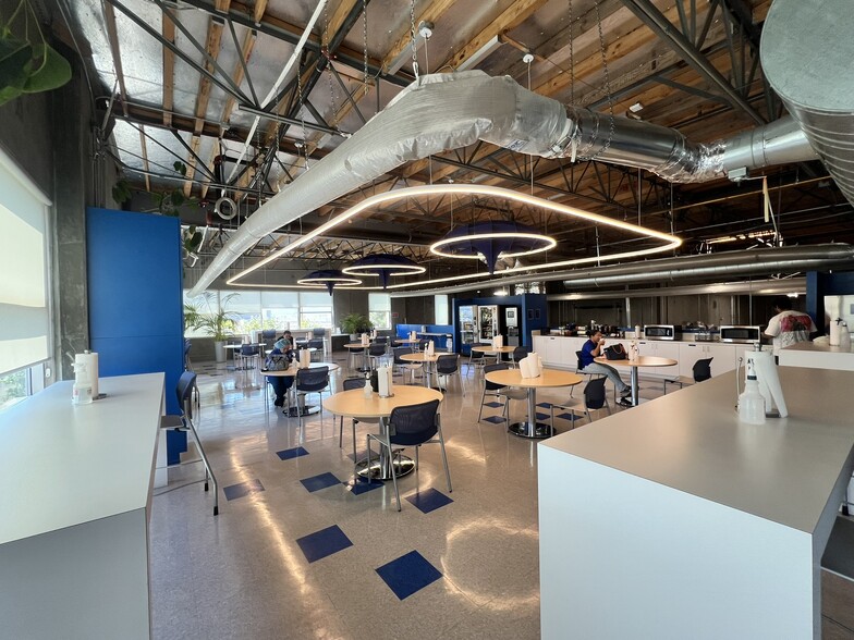 7525 N Lockheed Dr, Burbank, CA for lease - Other - Image 3 of 7