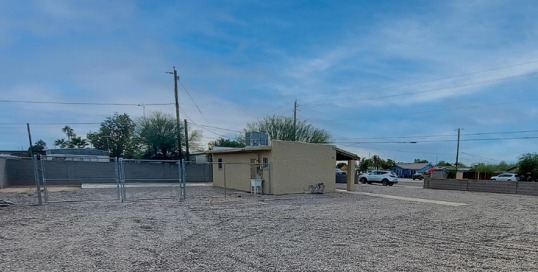 1081 S Meridian Rd, Apache Junction, AZ à louer - Photo du bâtiment - Image 1 de 3