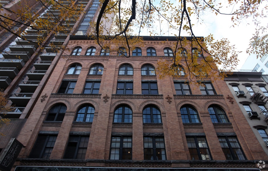 232 E 59th St, New York, NY for lease - Primary Photo - Image 1 of 5