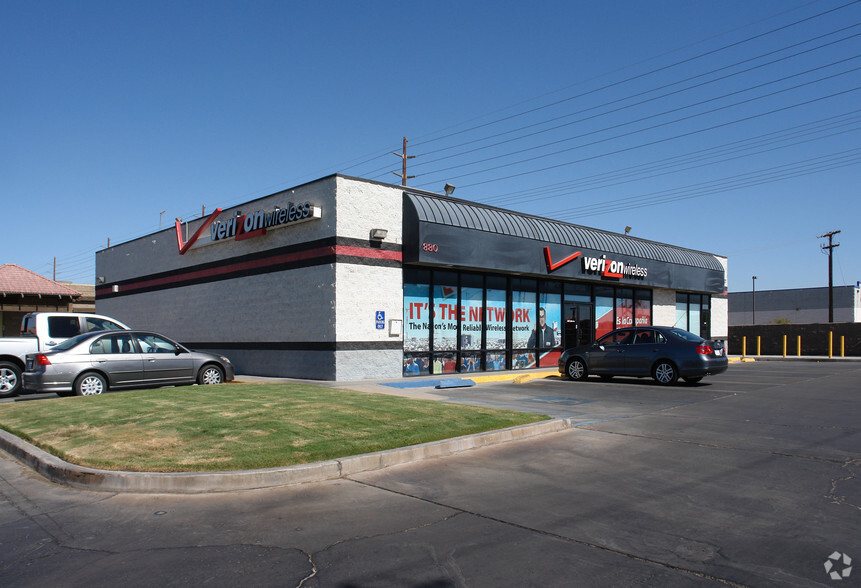 750-836 N Imperial Ave, El Centro, CA for sale - Primary Photo - Image 1 of 1