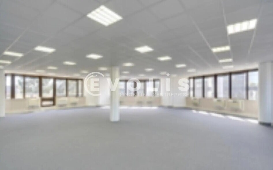 Bureau dans Argenteuil à louer - Photo intérieure - Image 2 de 2