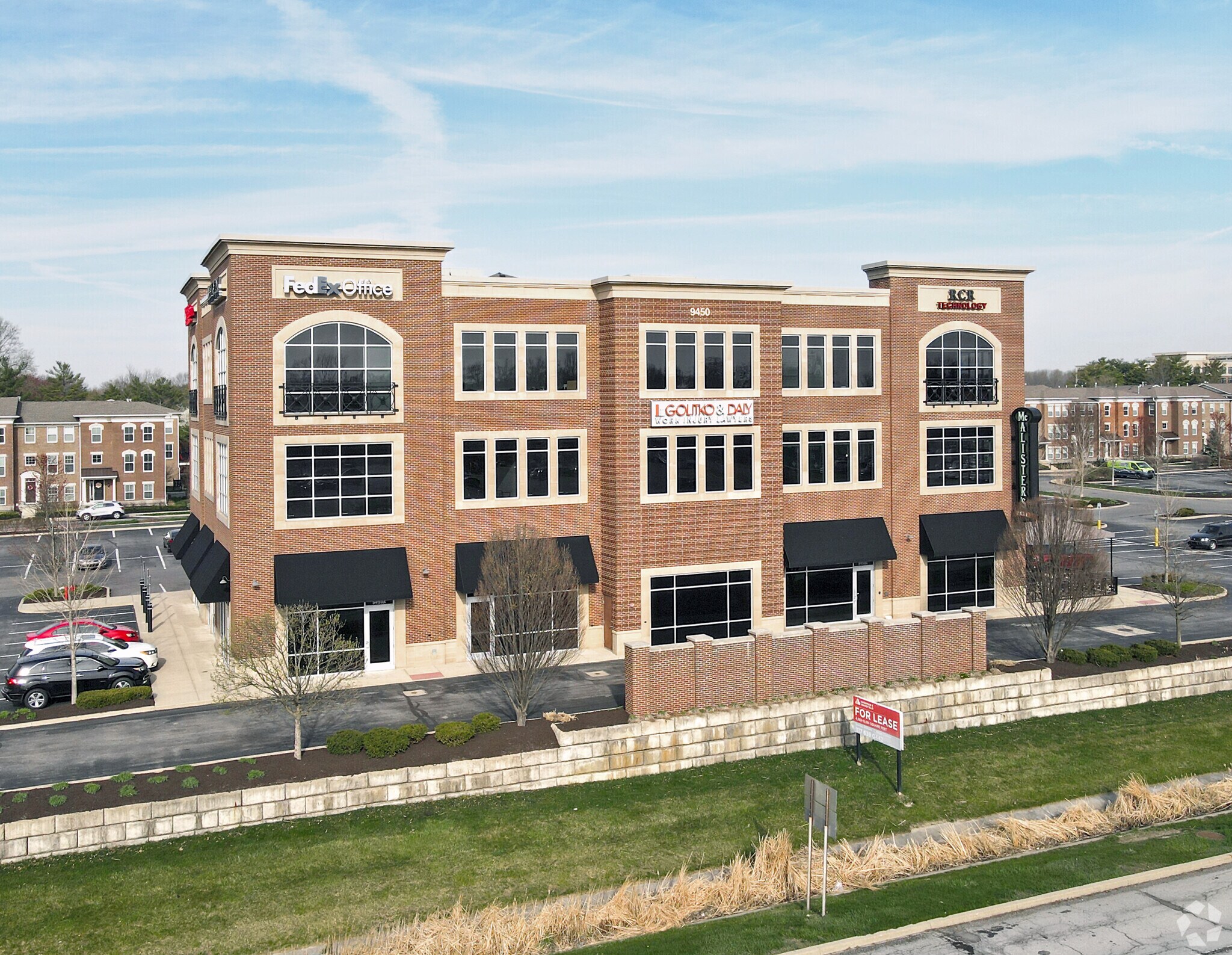 9450 N Meridian St, Indianapolis, IN for lease Primary Photo- Image 1 of 3