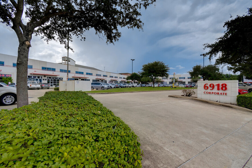 6918 Corporate Dr, Houston, TX à vendre - Photo du b timent - Image 1 de 1