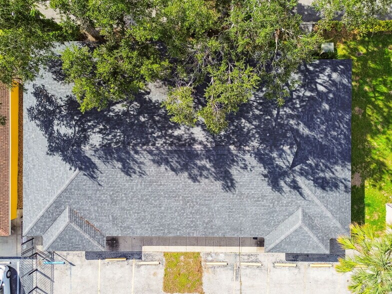 12425 N Florida Ave, Tampa, FL à louer - Photo du bâtiment - Image 2 de 30