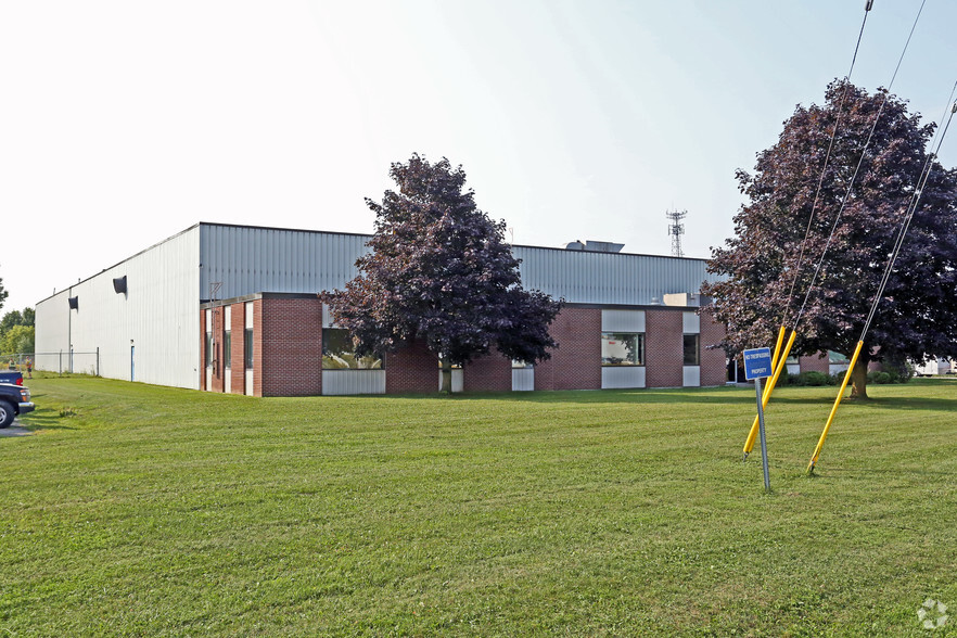 180 Laurier Blvd, Brockville, ON for sale - Primary Photo - Image 1 of 1