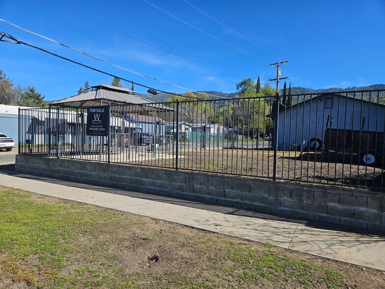6320 CA-20 Hwy, Lucerne, CA à vendre - Photo du bâtiment - Image 3 de 4