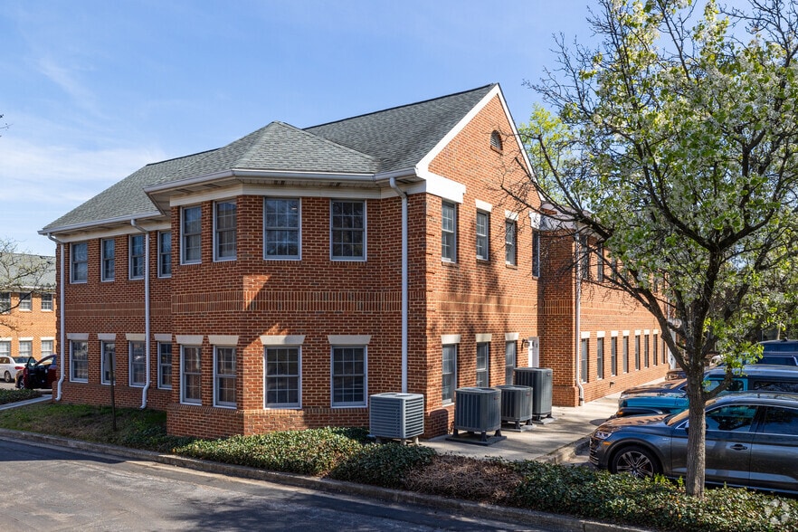 1831 Forest Dr, Annapolis, MD for sale - Building Photo - Image 3 of 5