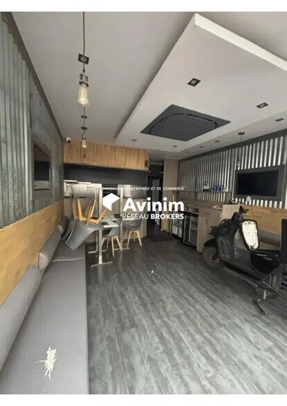 Retail in Levallois-Perret for lease - Building Photo - Image 2 of 10