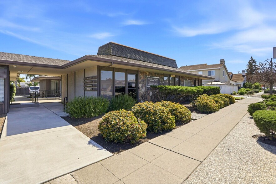 2940 Union Ave, San Jose, CA à louer - Photo du bâtiment - Image 3 de 42