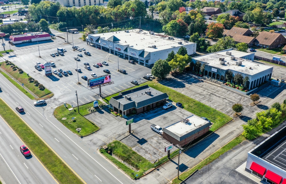 4102 Electric Rd, Roanoke, VA à vendre - Photo du bâtiment - Image 2 de 11