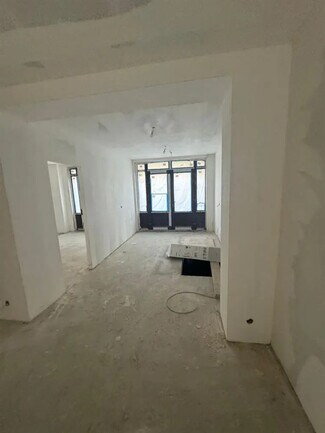 Plus de détails pour Commerce de détail à vendre