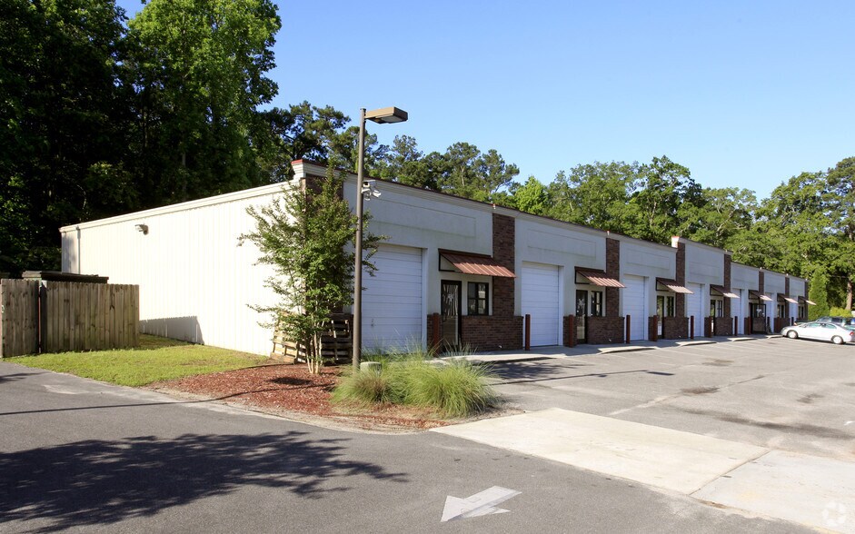 2139 N Main St, Summerville, SC à louer - Photo du bâtiment - Image 2 de 5