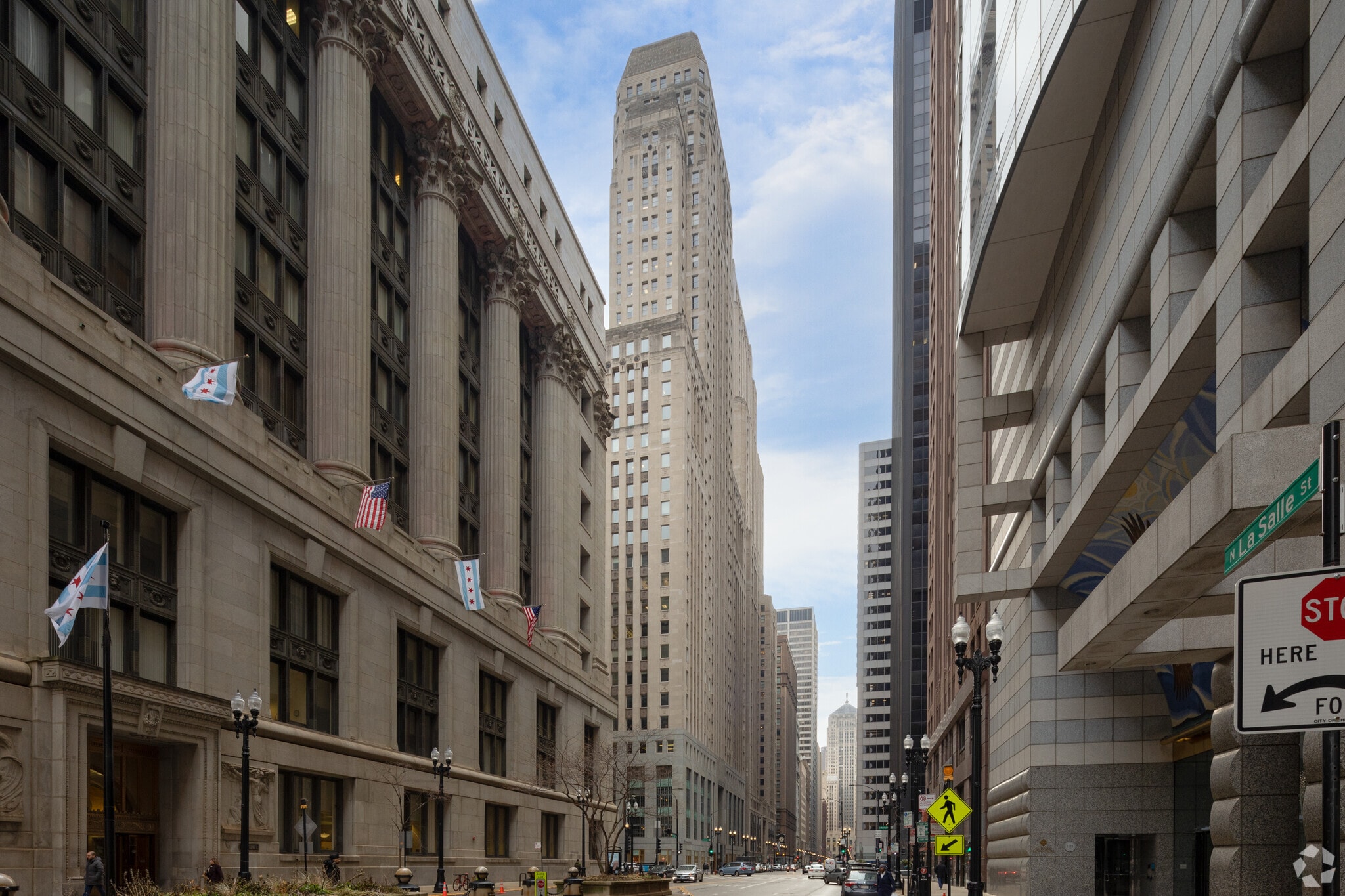 33 N LaSalle St, Chicago, IL à louer Photo principale- Image 1 de 20