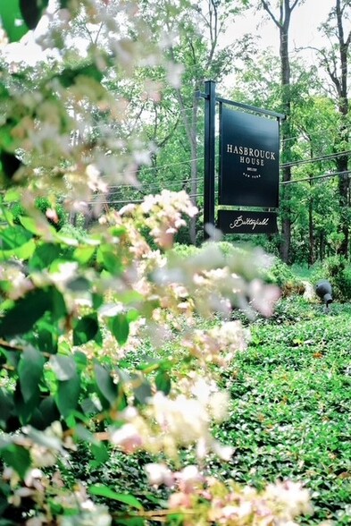 3805 Main St, Stone Ridge, NY à vendre - Photo du bâtiment - Image 2 de 28