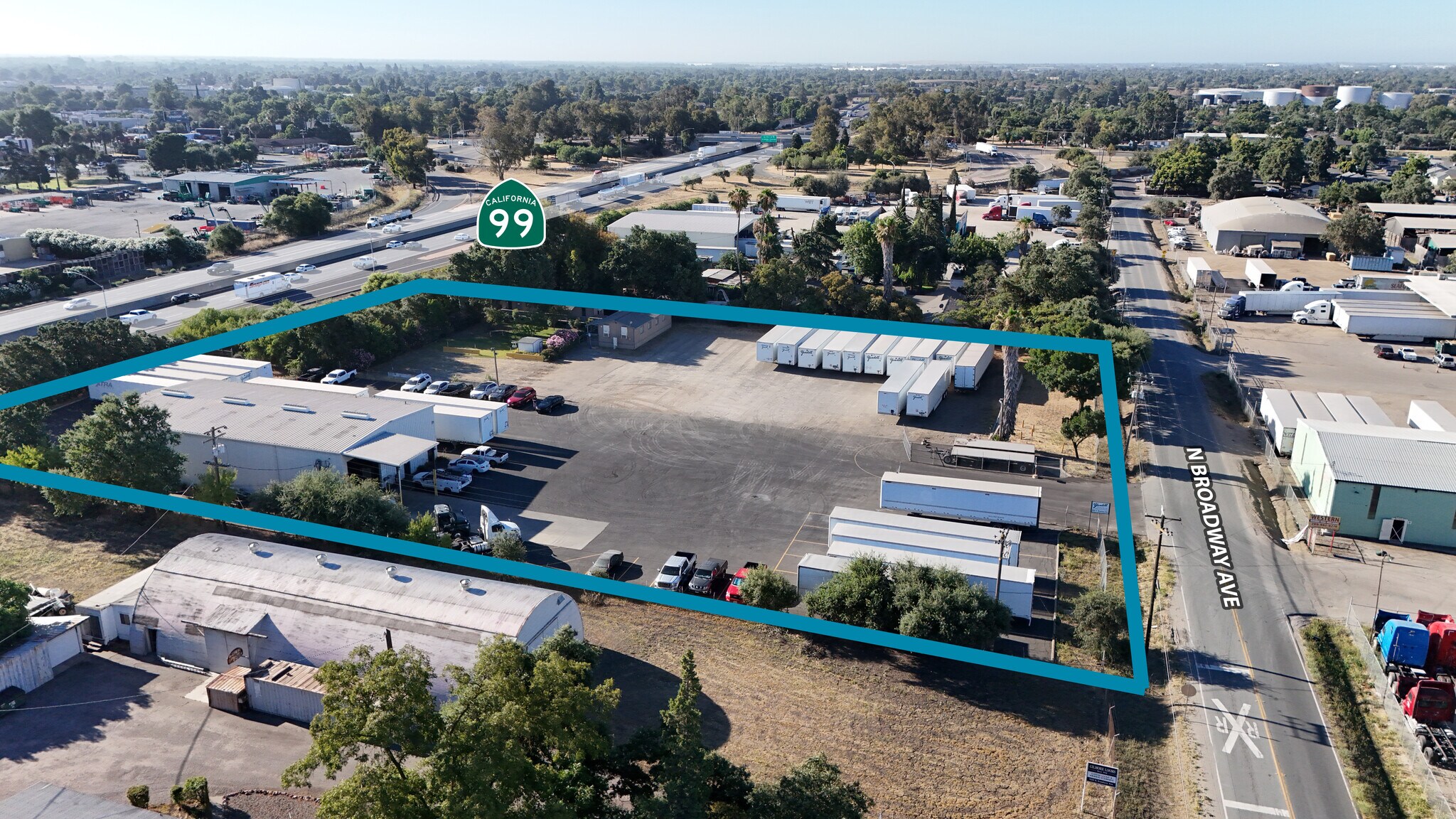 1002 N Broadway Ave, Stockton, CA à vendre Photo du bâtiment- Image 1 de 4