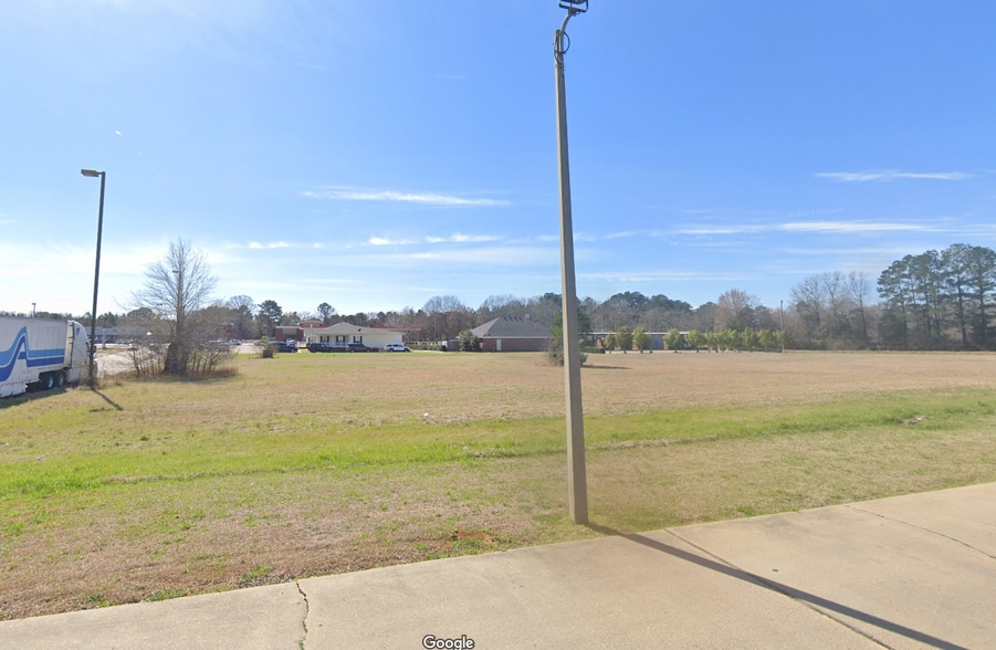 311 Karlie Dr, Richland, MS for sale - Building Photo - Image 3 of 5
