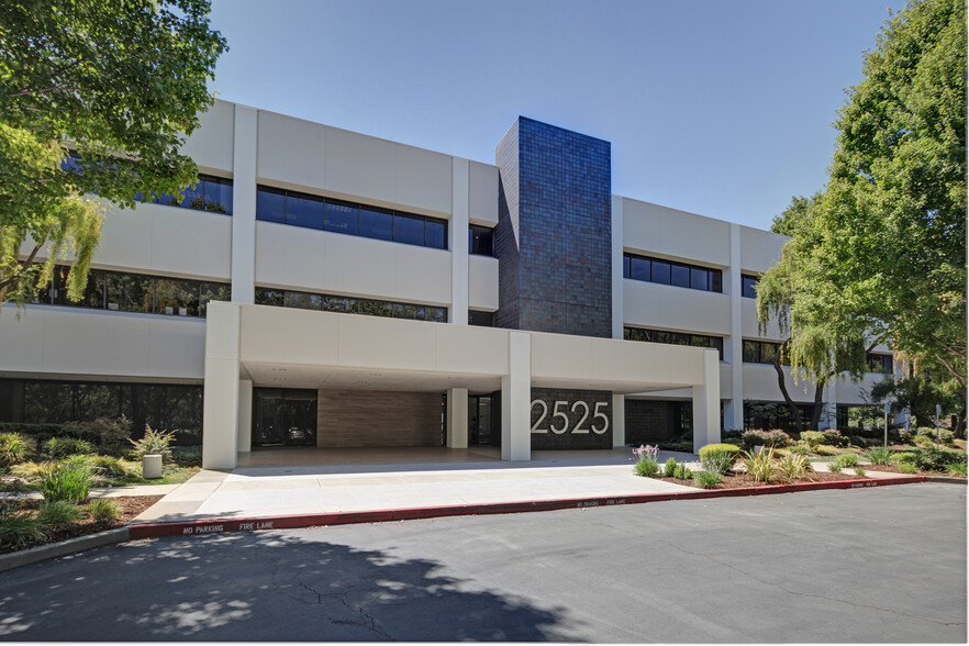 2525 Natomas Park Dr, Sacramento, CA for lease - Building Photo - Image 2 of 13