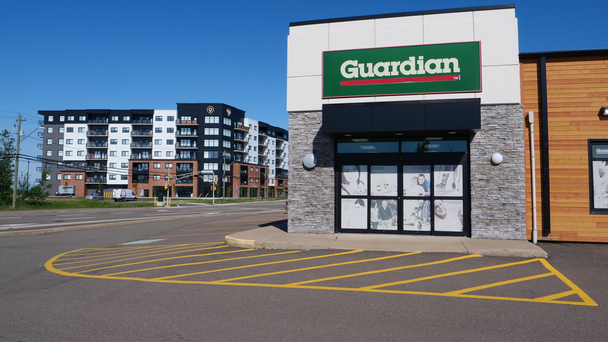 185 Acadie Av, Dieppe, NB à vendre Photo principale- Image 1 de 1