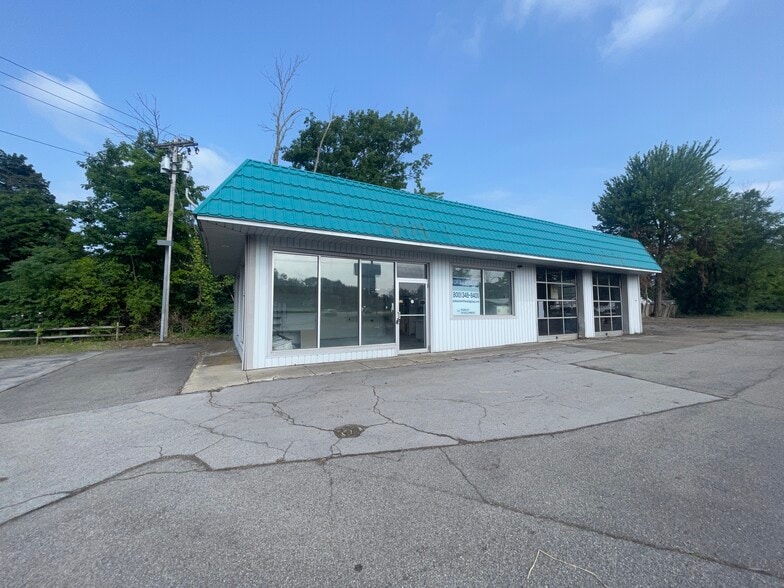 6790 Erie Rd, Derby, NY for lease - Building Photo - Image 1 of 4
