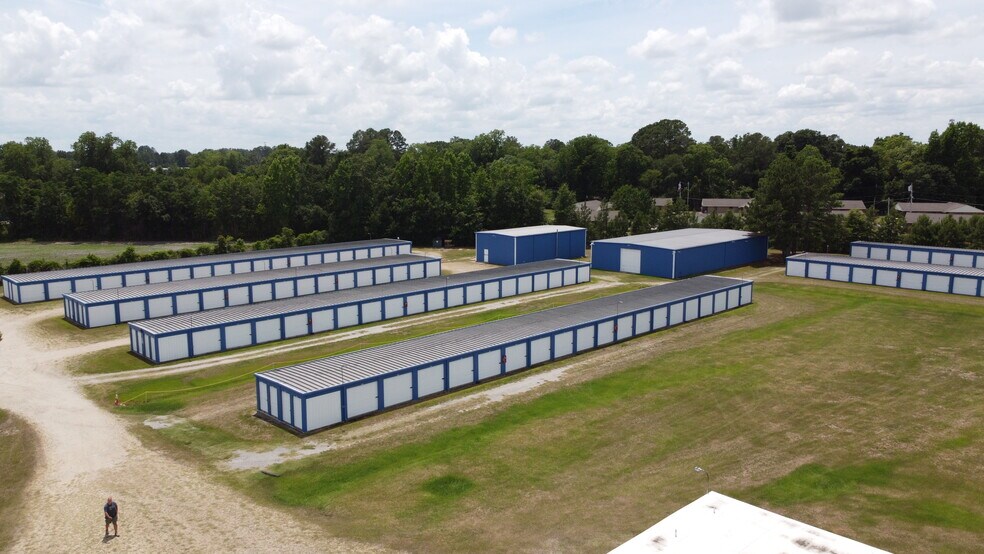 2171 Gavintown Rd, Lumberton, NC à vendre - Photo principale - Image 1 de 1