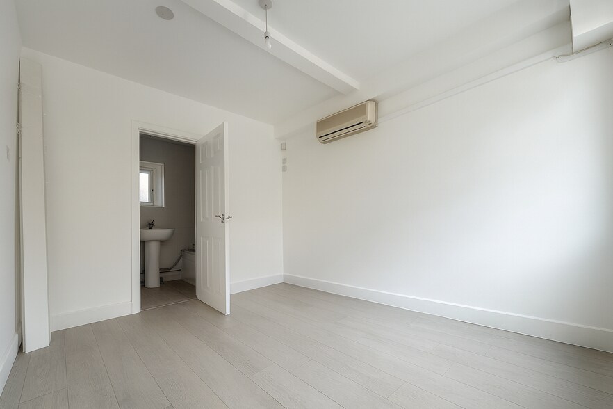 56 Arthur St, Gravesend à louer - Photo du bâtiment - Image 3 de 4