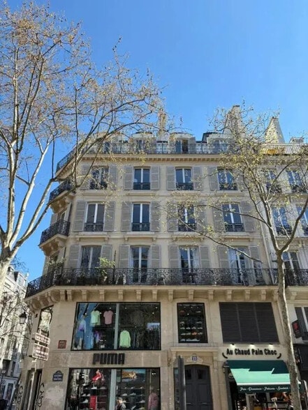 22 Boulevard De Sébastopol, Paris for lease - Building Photo - Image 1 of 12