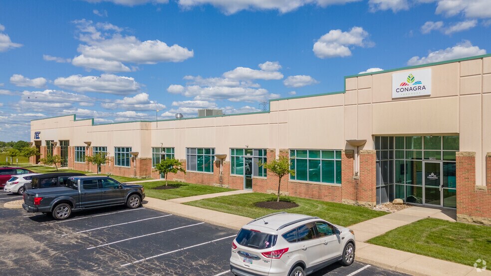 7288-7312 Central Parke Blvd, Mason, OH à louer - Photo du bâtiment - Image 2 de 13