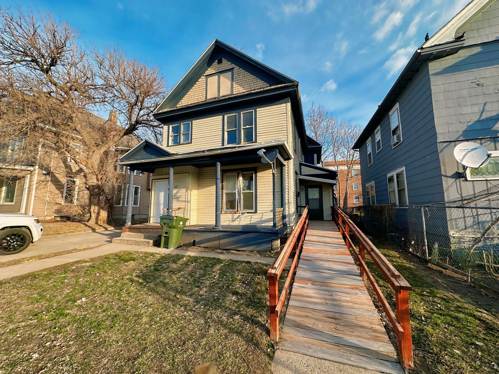 607 17th St, Sioux City, IA for sale Primary Photo- Image 1 of 19