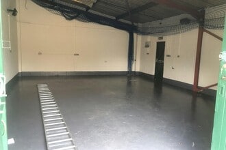 7-15 Craven Way, Newmarket à louer Photo intérieure- Image 2 de 2