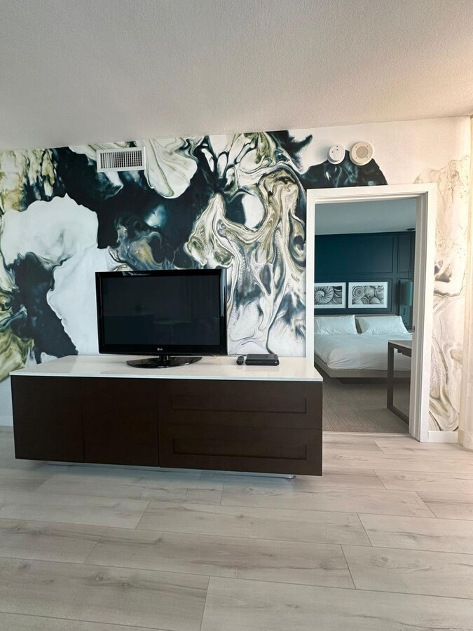 17315 Collins Ave, Sunny Isles Beach, FL 33160 - Unit 2006 -  - Interior Photo - Image 1 of 15