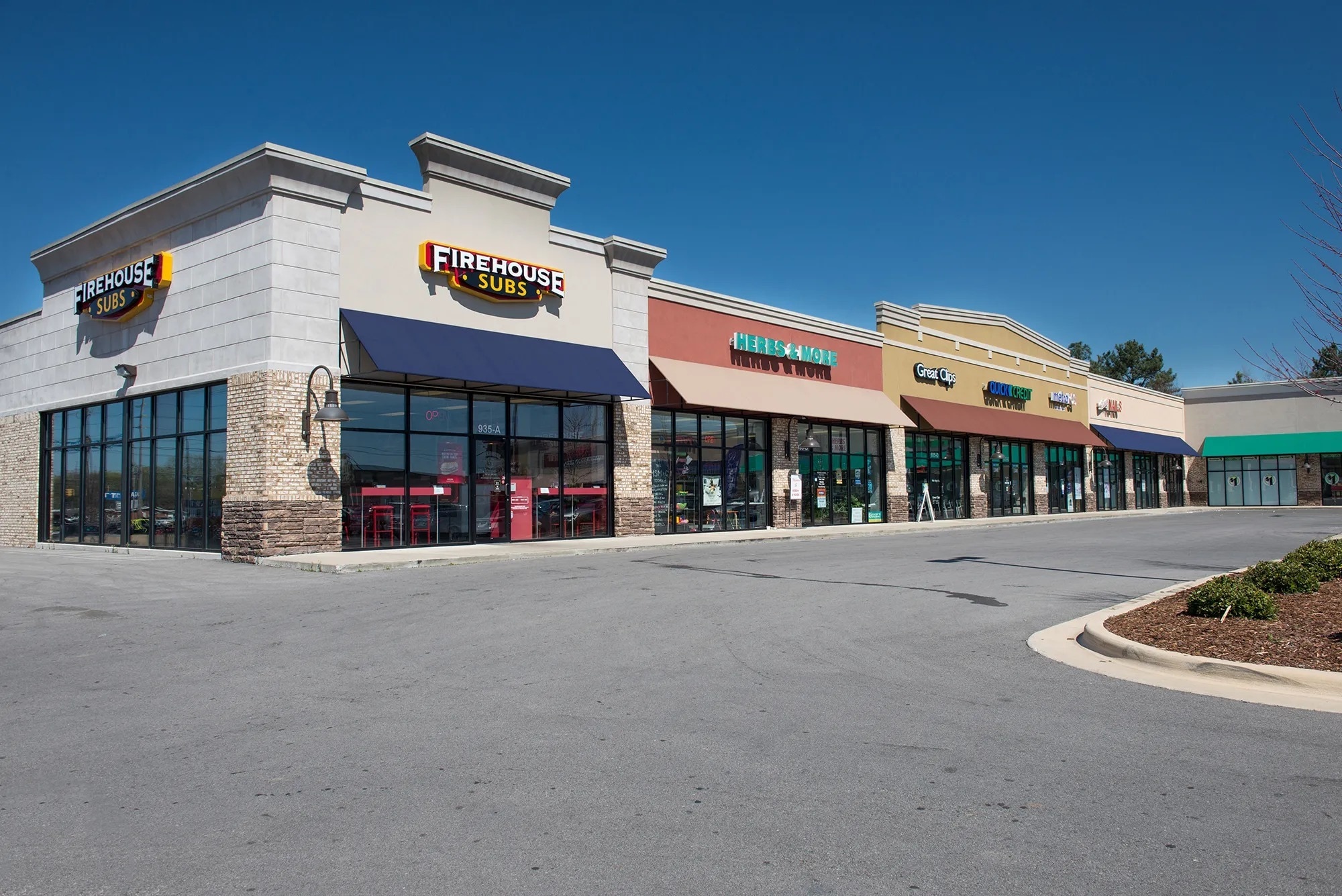 935 Us Highway 72 E, Athens, AL à louer Photo du bâtiment- Image 1 de 4