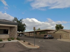 11327 W Bell Rd, Surprise, AZ à vendre Photo intérieure- Image 1 de 4