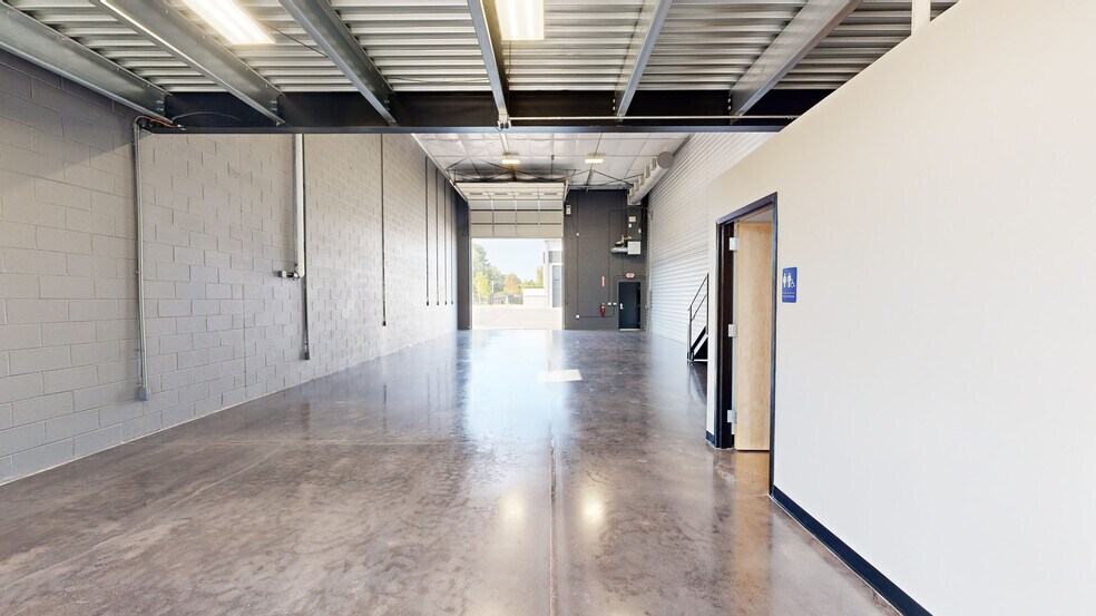 4365 South Lee St, Buford, GA à vendre - Numérisation 3D de Matterport - Image 3 de 23