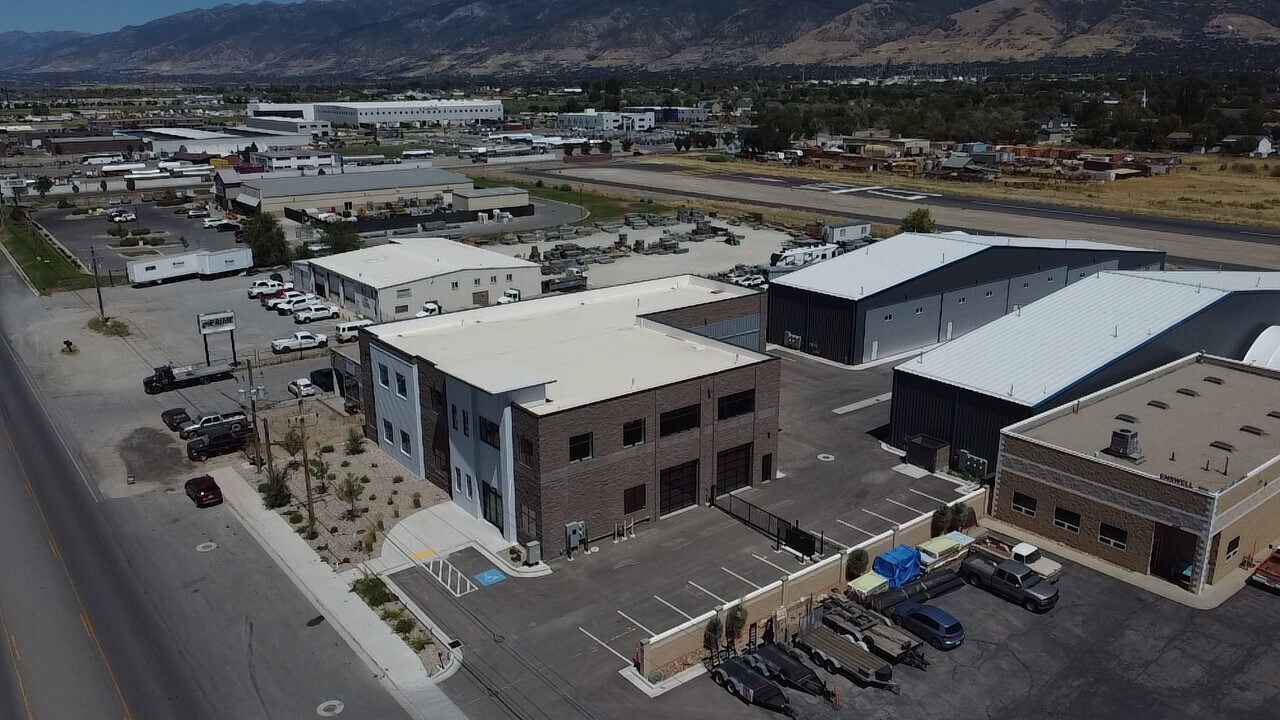 1667 S 1800 W, Woods Cross, UT for lease Building Photo- Image 1 of 14